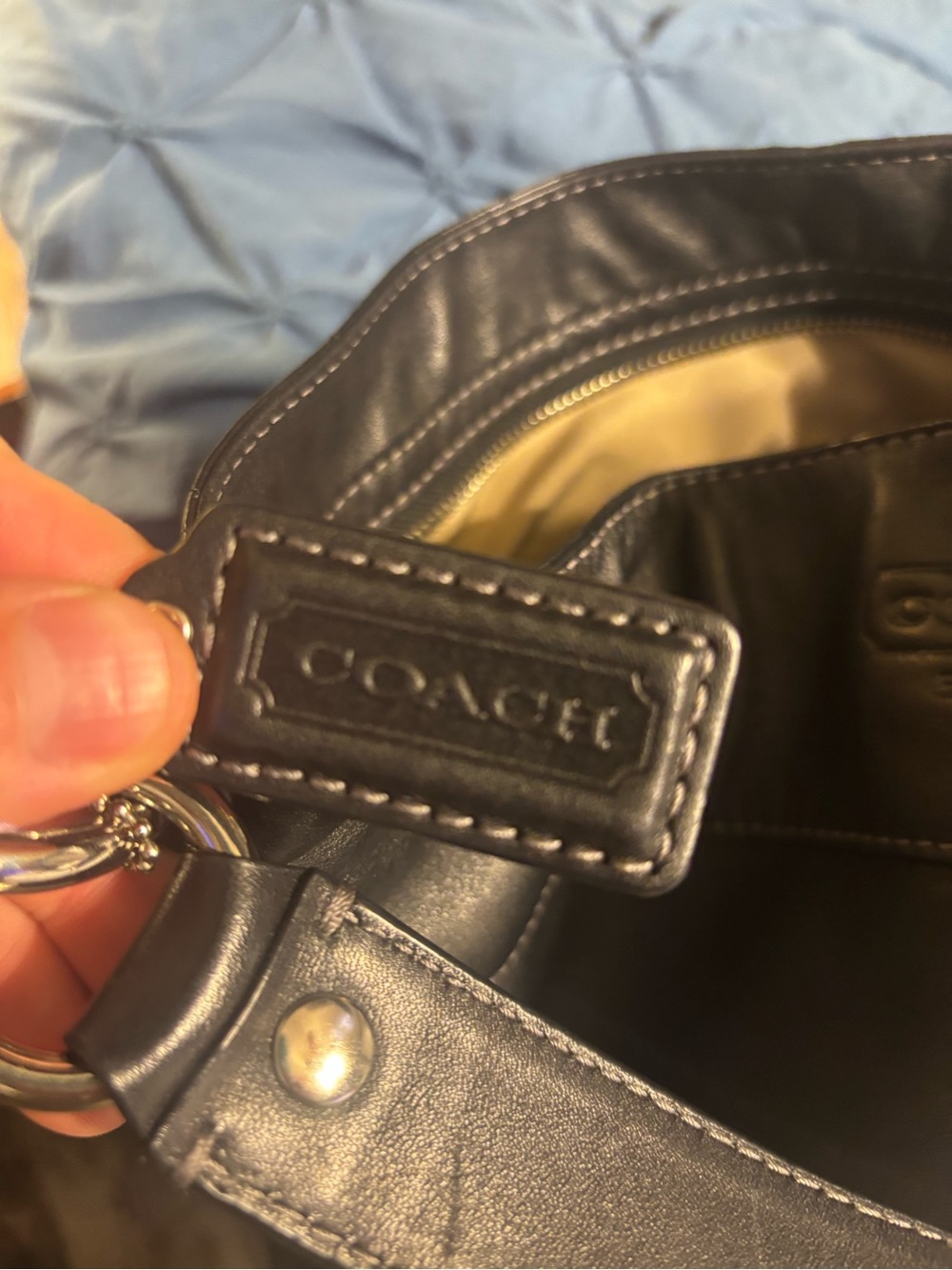 Coach Zoe Vintage Hobo Bag - Black discontinued in 2010 - Picture 11 of 11